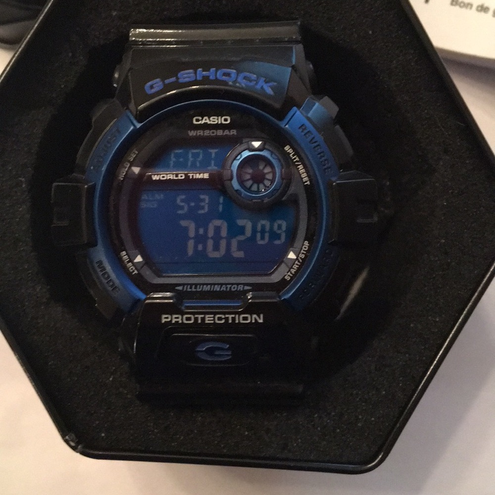 Casio G-Shock 3285 Mens Sport Watch
